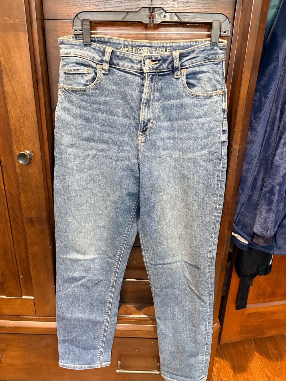 American Eagle Outfitters Light Blue Stretch Denim Jeans